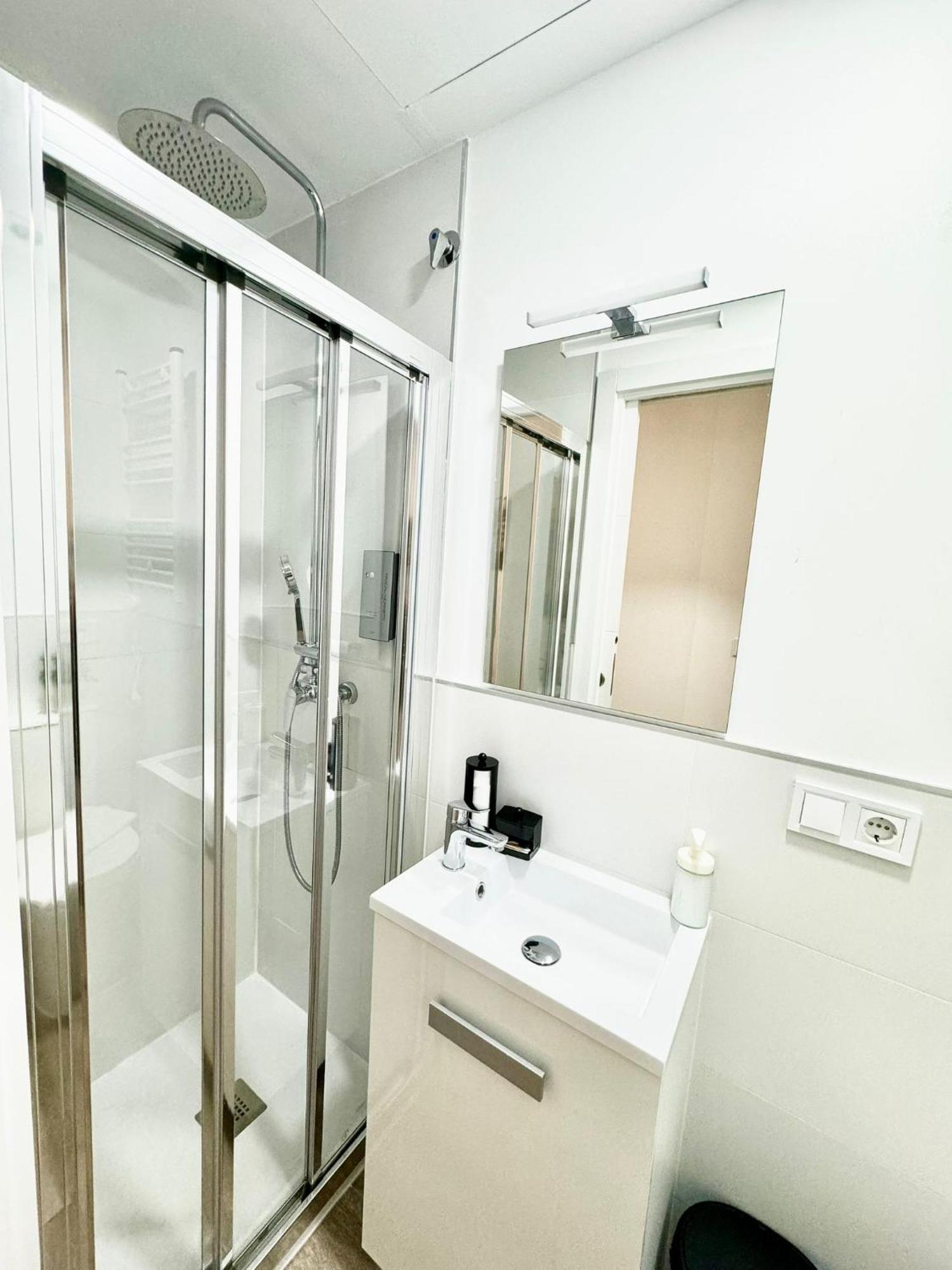 Apartamentos Madrid Connection - Universidad By Oshun Apartments Экстерьер фото